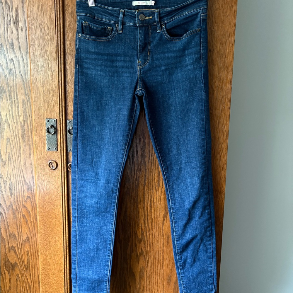 Levi's Dark Blue Skinny Jeans